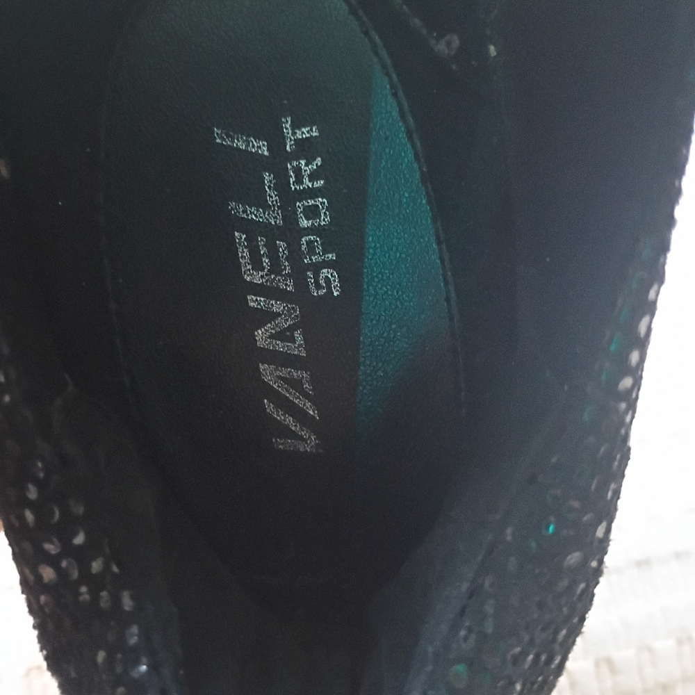 NWT.Vaneli Black Sequin Slip-On Loafers - Picture 6 of 8